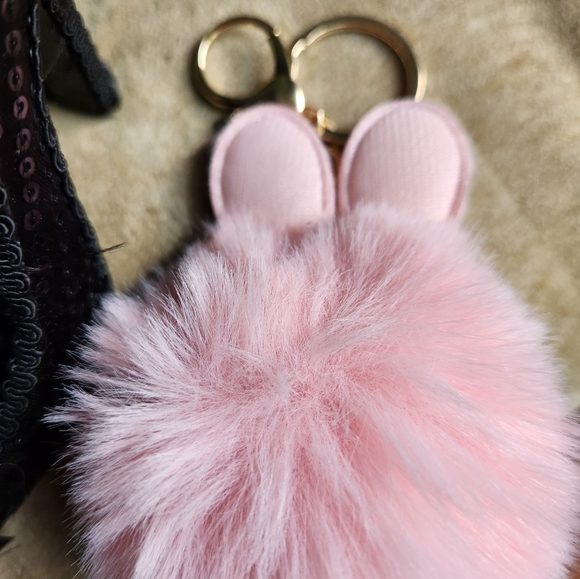 PINK BUNNY PUFFY KEY RING - Picture 2 of 5